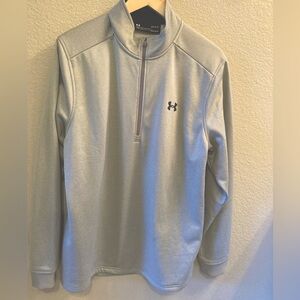 Under Armour mens 1/4 zip long sleeve pullover in great condition. Size large